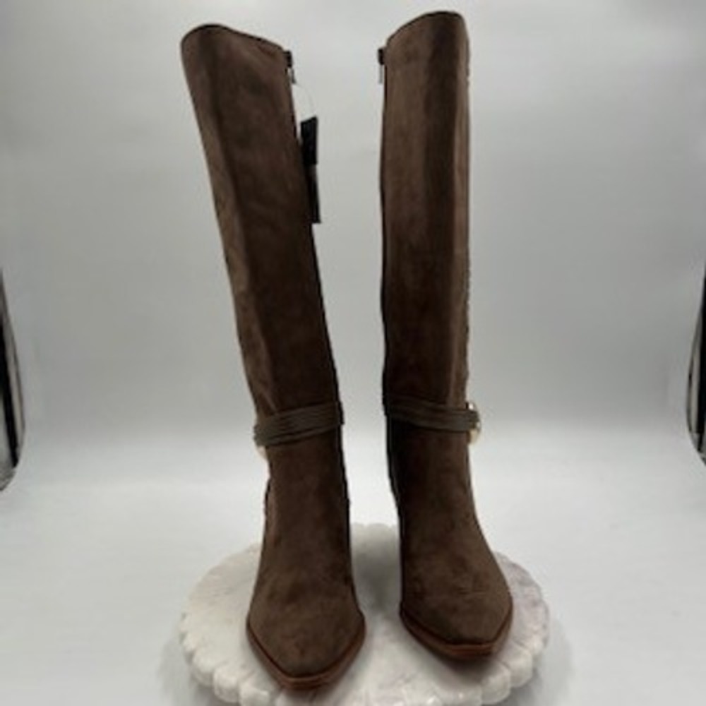 Universal Thread Womens Gray Taupe Faux Suede Tall Block Heel Boots Size 6.5 NEW